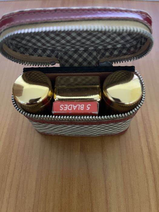 Trusa de barberit pentru voiaj Militara din perioada comunista