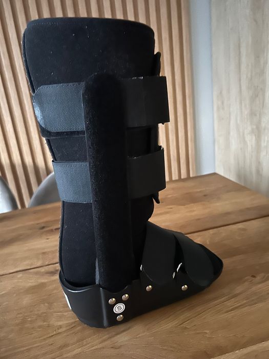 Отреза за глезен тип ботуш Walker