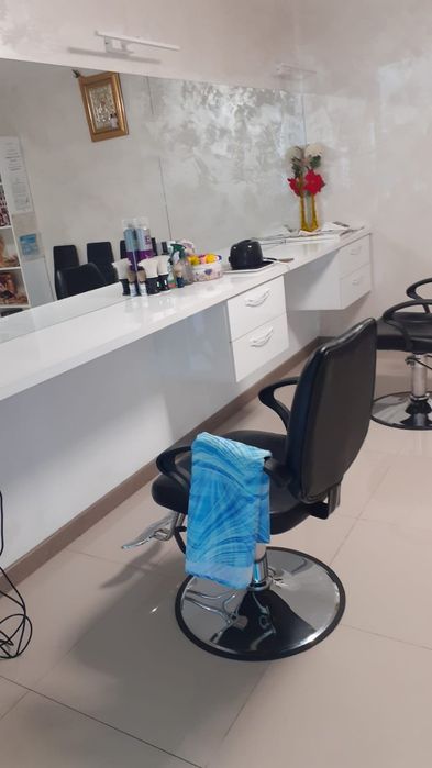 Închiriez salon înfrumusețare