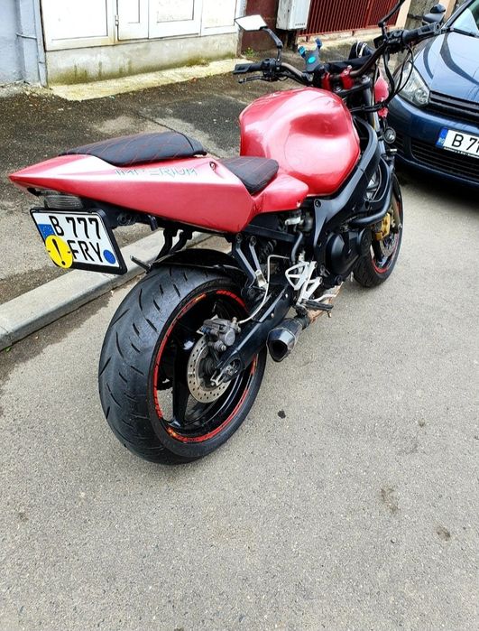 Honda f4i 600 injecție