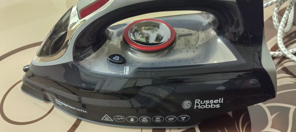 Fier de călcat Russell Hobbs