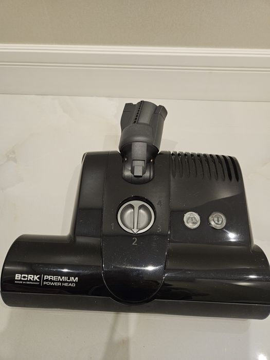 Пылесос "Борк" премиум класса