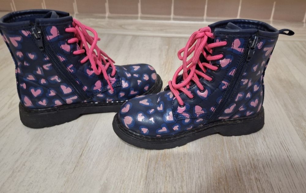 Детско яке и боти за 4-5 години