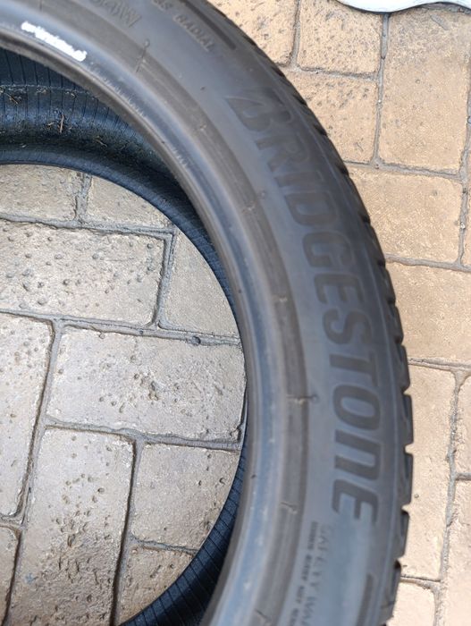 Летни гуми Bridgestone 245/40/19 Turanza T 005