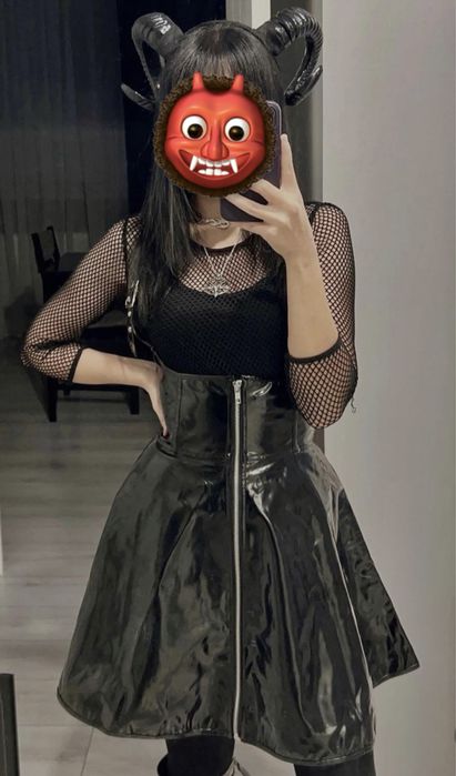 Женский костюм суккуба, дьявола, демона, черта на Хеллоуин