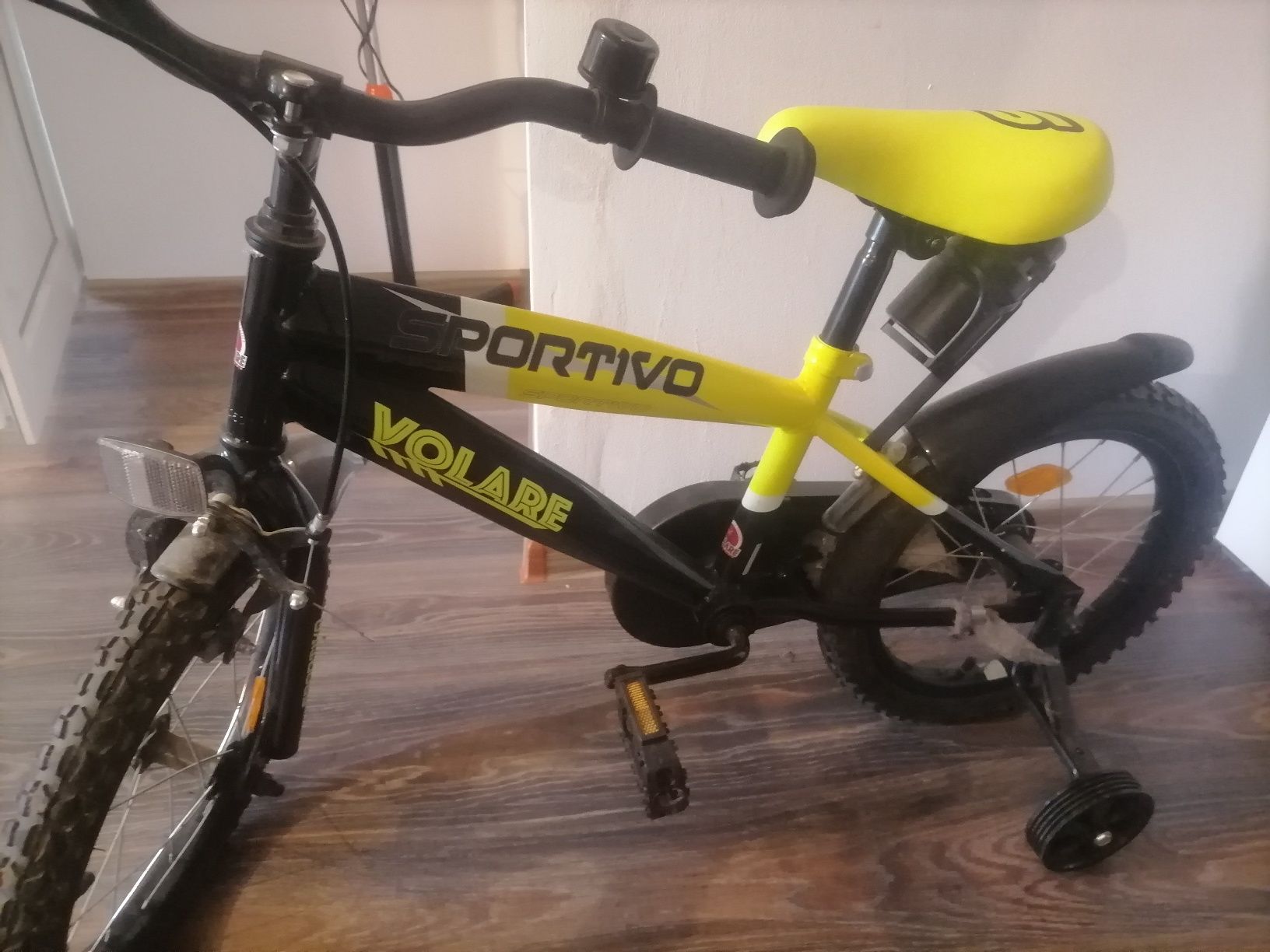Bicicleta copiii  , nouă