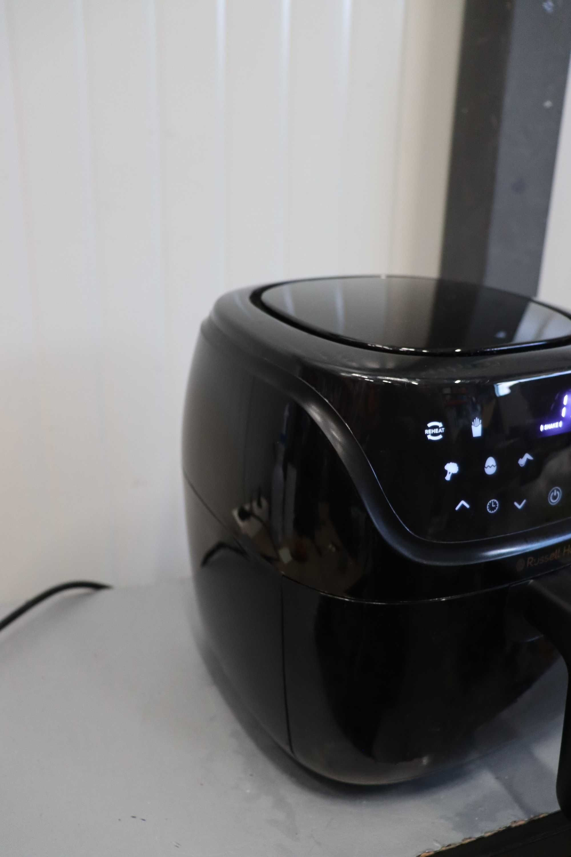 Фритюрник с горещ въздух Russell Hobbs SatisFry 4L 1350W с дефект