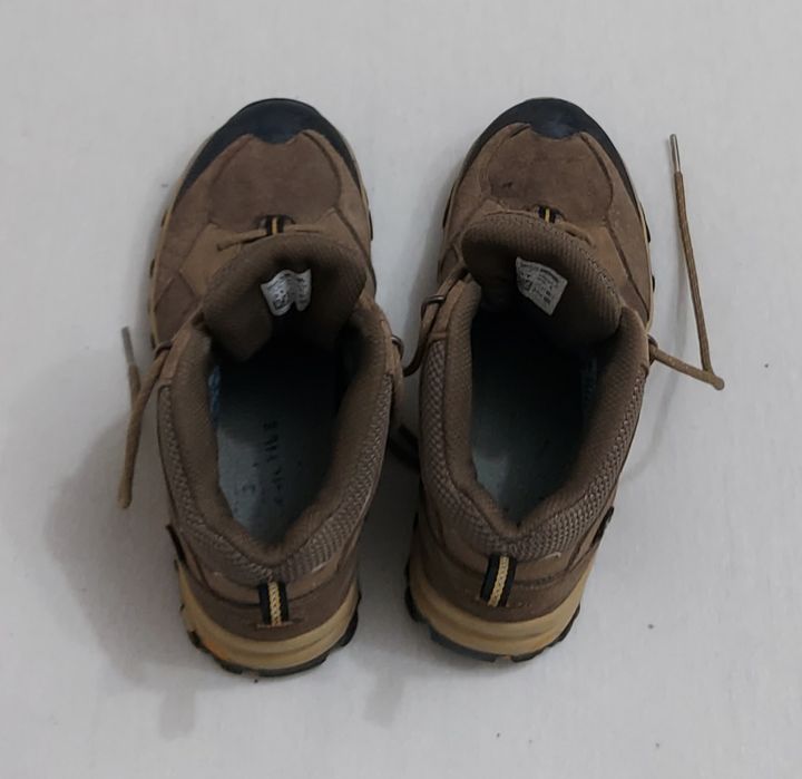 Ghete, bocanci trekking Meindl EDMONTON Gore Tex Dunkelbraun nr. 31 EU