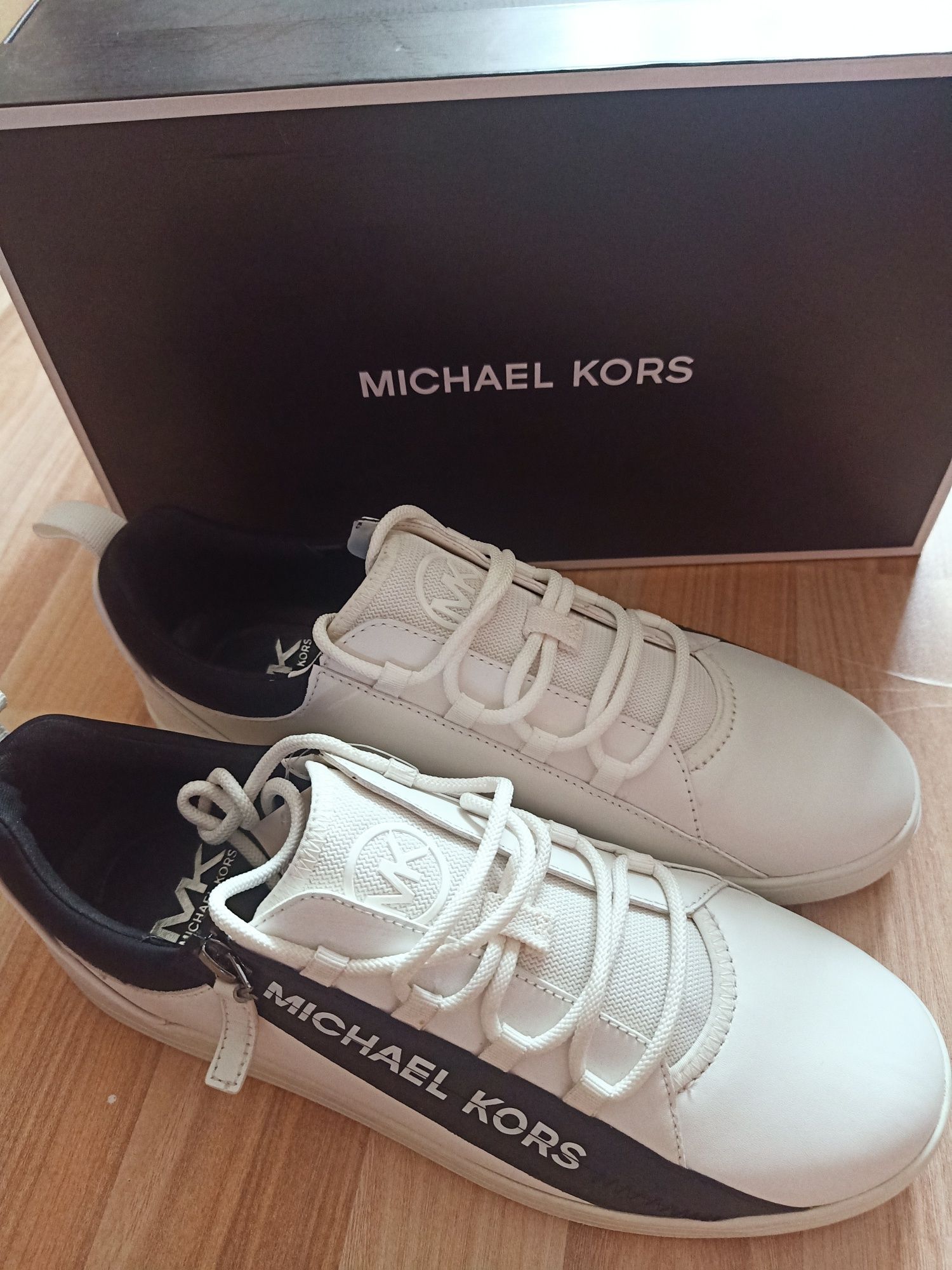 Michael Kors Кроссовки Keating из кожи и сетки на молнии