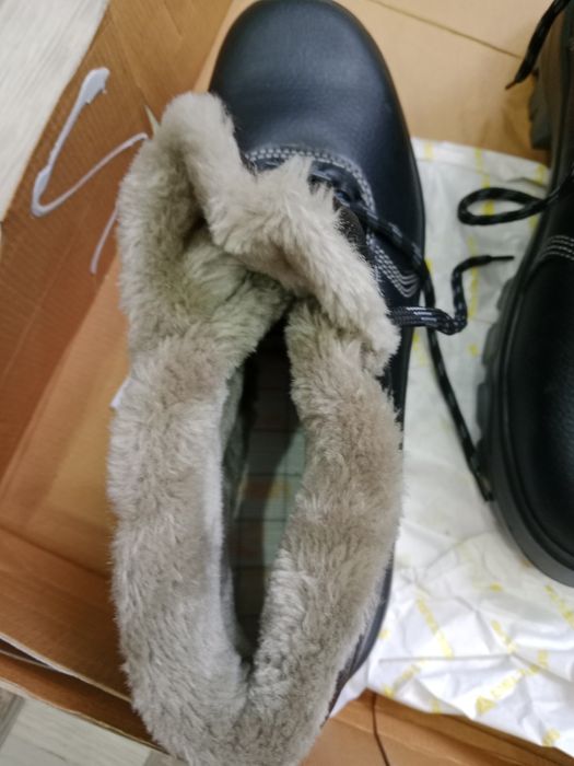 Продаю ботинки рабочие