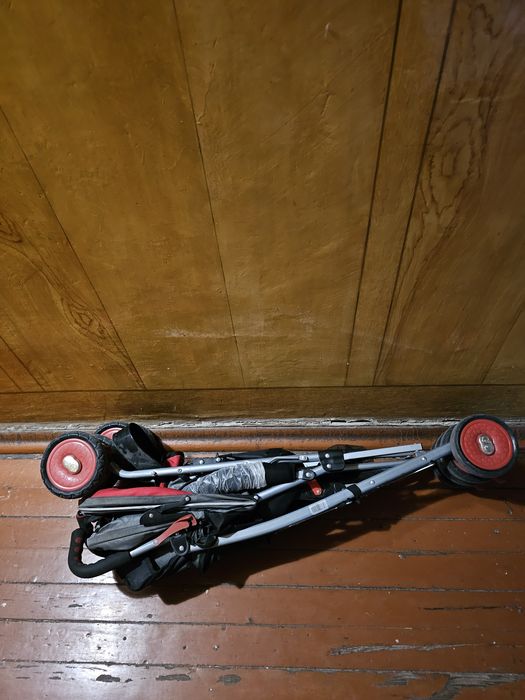 Детская коляска складная