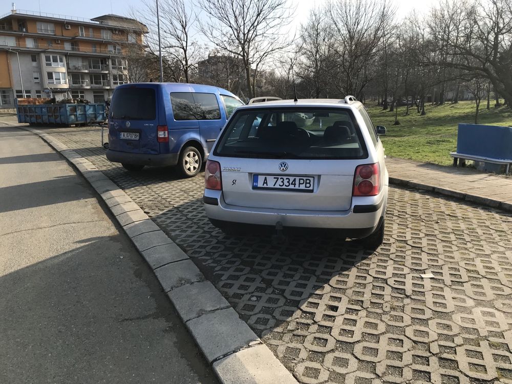 VW Passat  1,6, Комби