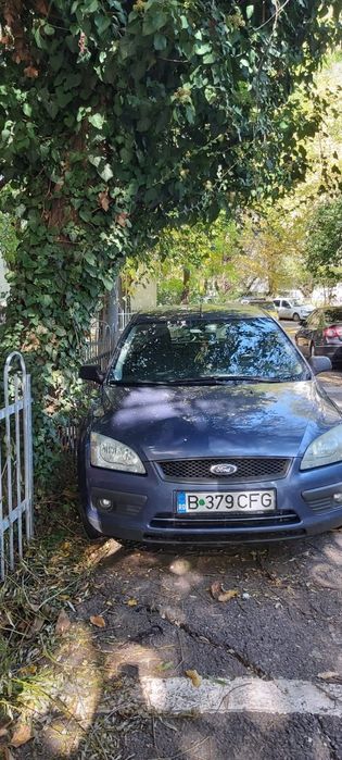 Vând Ford focus din 2005