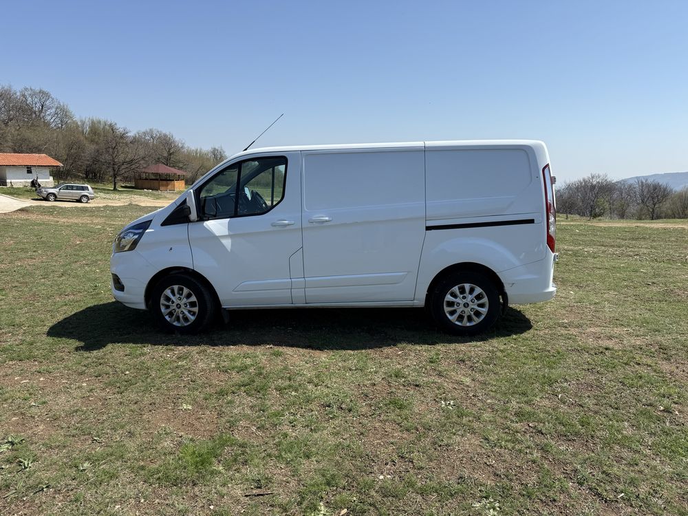 Продава се: Ford Transit Custom 2019 – Чисто нов двигател!