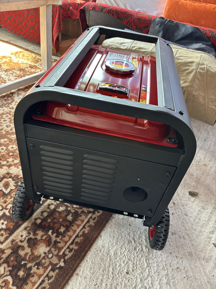 Vand Generator Honda nou nefolosit