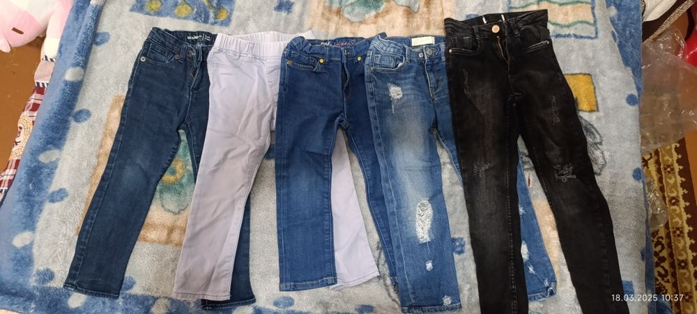 Продаются фирменные джинсы