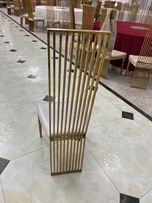 Стулья для ресторан кафе бара . Здесь много 300 шт