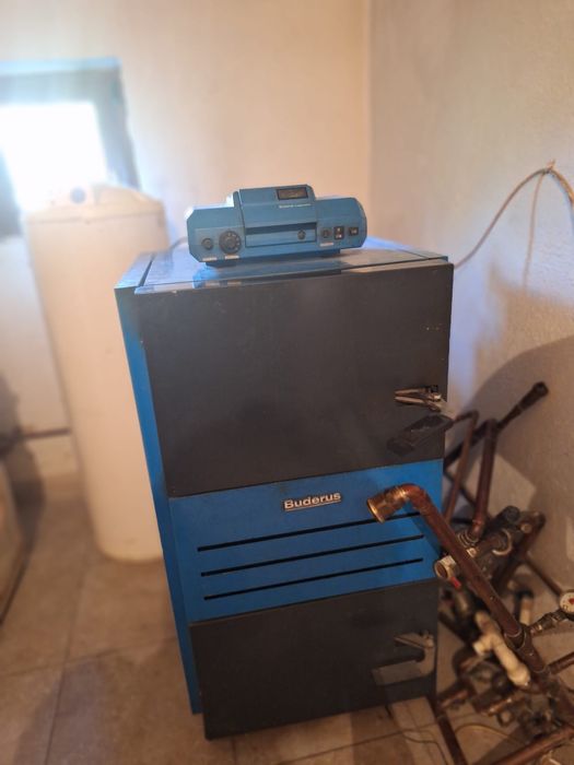 Pachet centrală Buderus lemne gazeificare 26 kw+Boiler 140 l+Cos Fum
