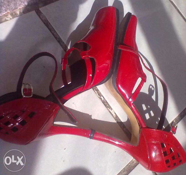 Pantofi piele lacuita
