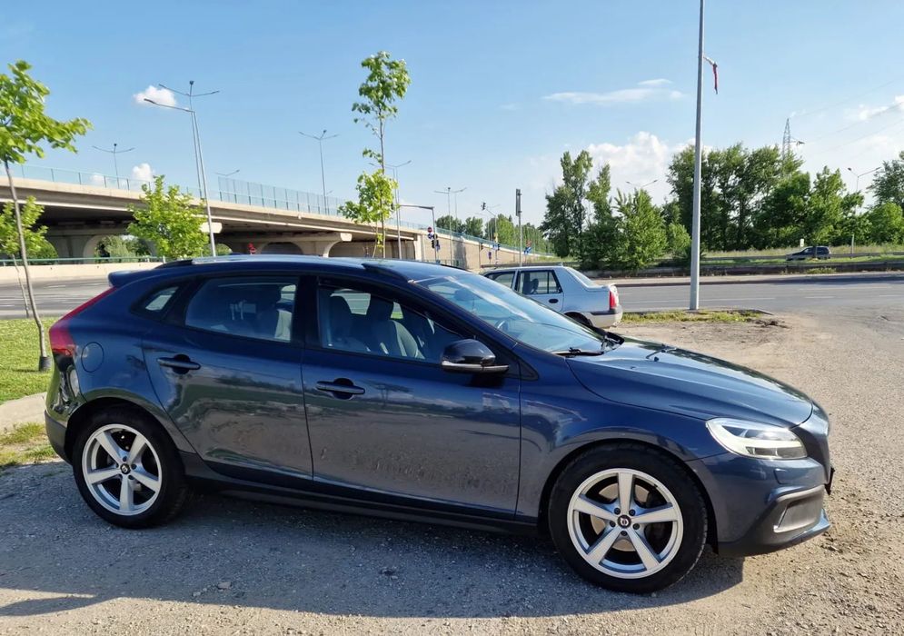 Volvo V40 VOLVO V40 2.0 D3 150 CP CROSS COUNTRY Diesel Automat ! EURO 6
