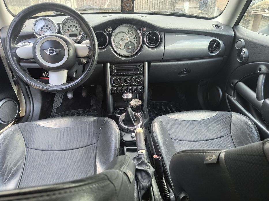 Mini Cooper 200 cp 1.6 benzina