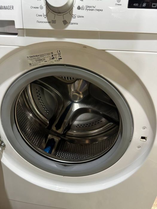 Стиральная машина Electrolux 6 кг