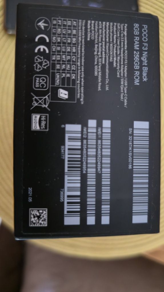 Телефон Xiaomi Poco F3
