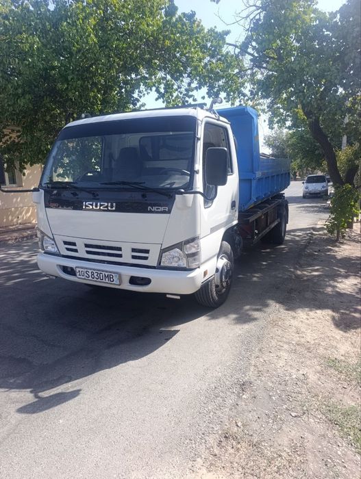 Isuzu sotiladi holati alo ishga tayyor.