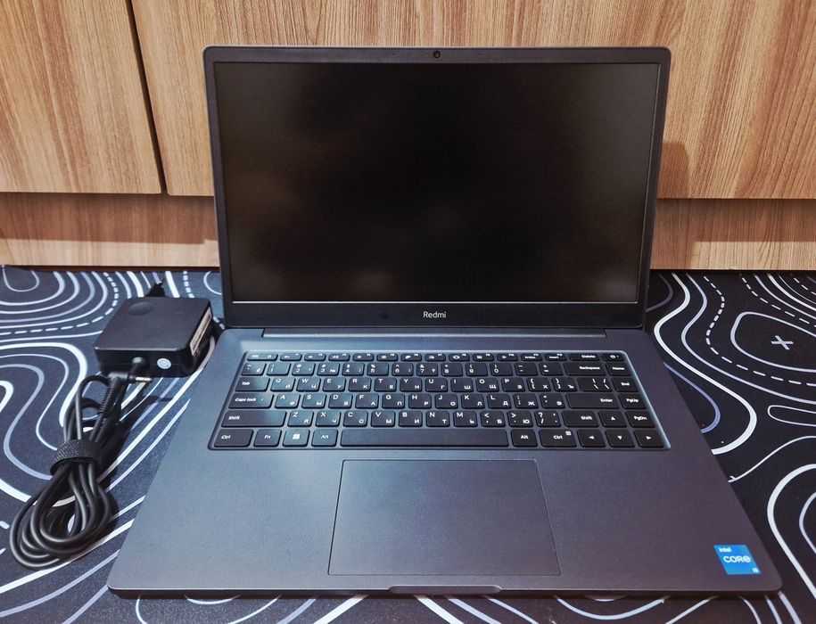 Xiaomi redmiBook 15 ssd256,ozu8 11 gen!