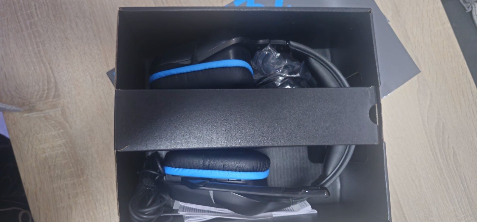 Слушалки Logitech g432
