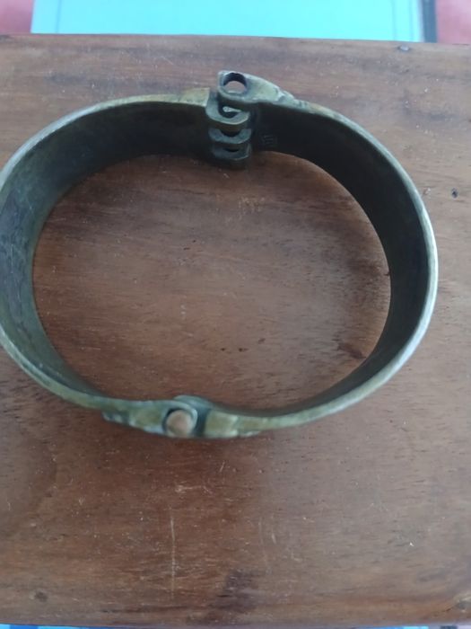 Стара гривна автентична