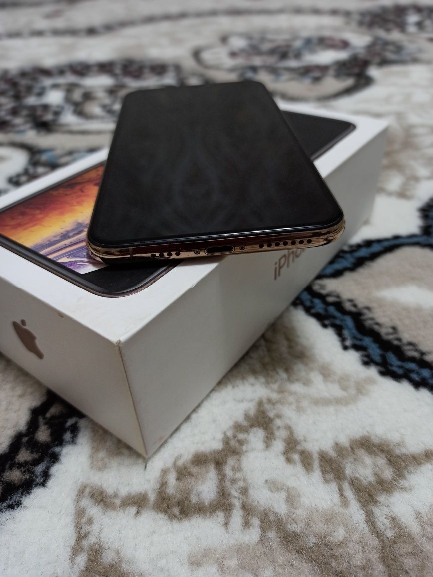 Assalomu aleykum telefon sotiladi iphone x max pro gold rangda