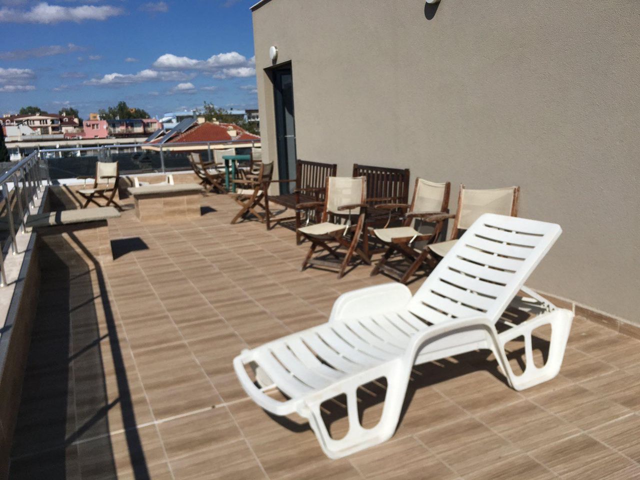 Продава се Хотел в Бургас, Център - 1000 кв.м за 1500 €/кв.м - Снимка #2