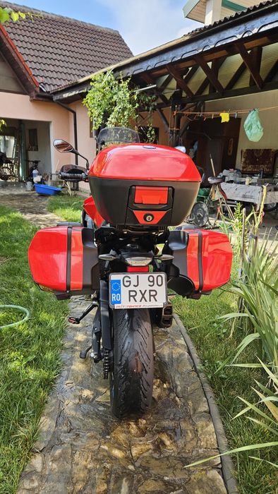 Vand BMW F 900 XR. An fabricație 2020. 34000km. Preț 7950 €.