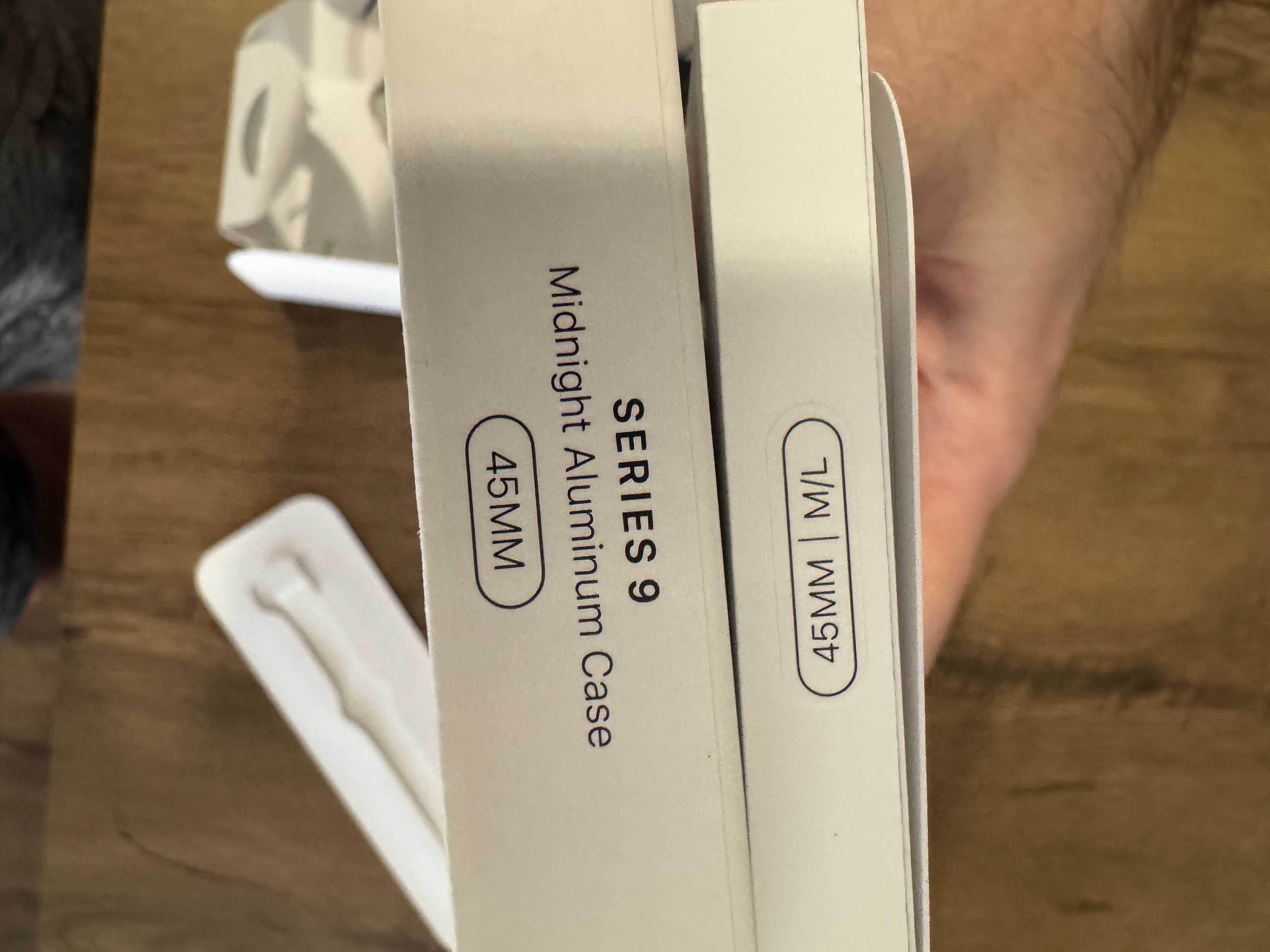 Apple Watch 9 45mm Midnight SB M/L GPS
