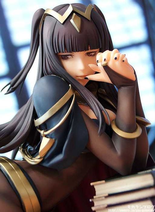 Fire Emblem Awakening - Sallya Tharja Статуетка / Фигурка