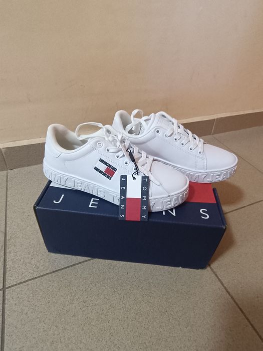 Оригинални Tommy Jeans обувки