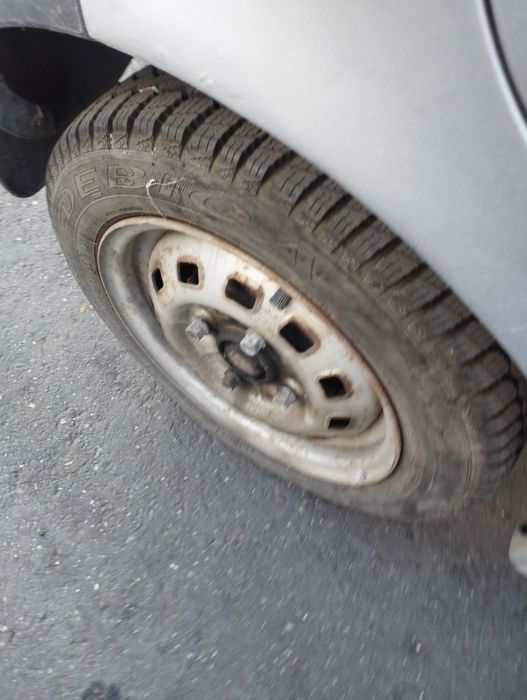 Roti cu jante 145 70 13 Matiz 4buc iarna