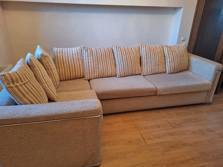 Диван для гостиной