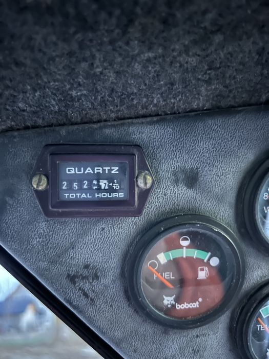 Miniincarcator Bobcat 553