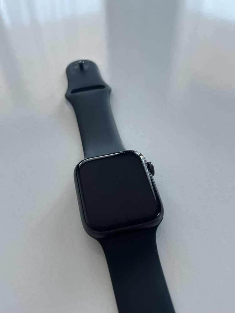 Apple Watch 5 - 44mm