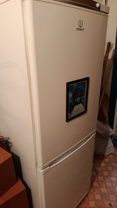 Продам холодильник.