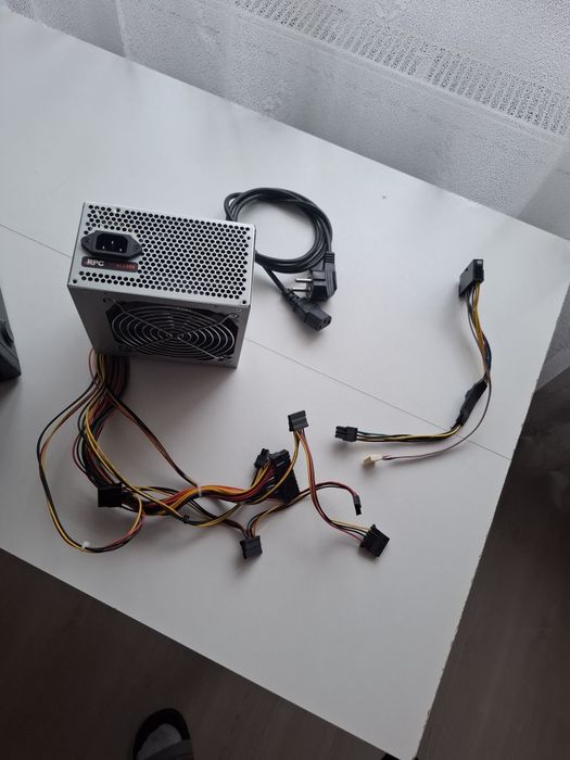PC Gaming I7 sau Workstation
