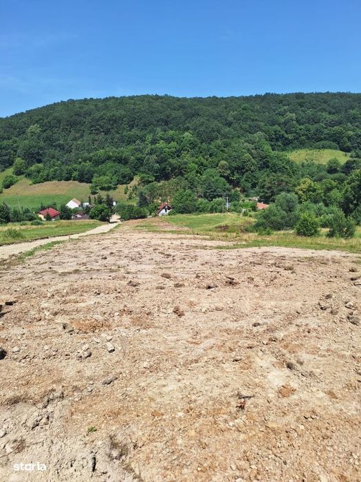 Teren de vanzare Valcele.