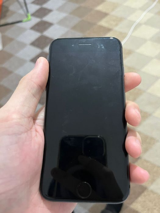 Айфон 8, 64 GB, жақсы күйде, толық жұмыс
