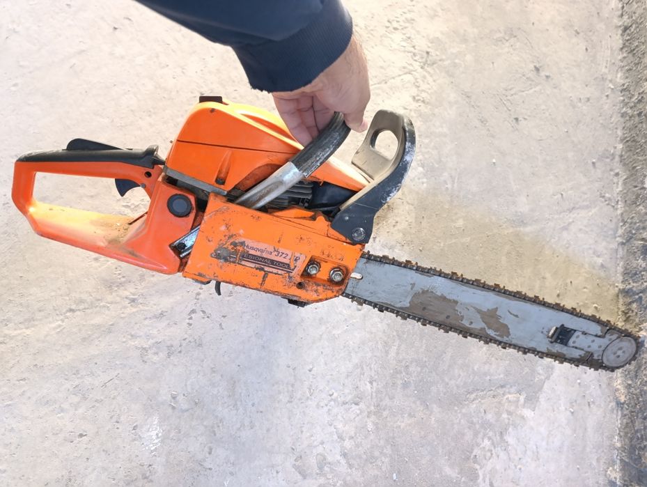 Хускварна  Бензопила