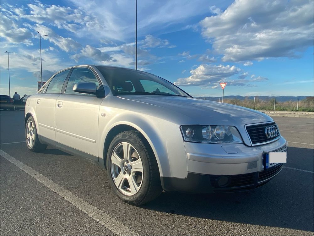 Audi A4 b6 2000 кубика