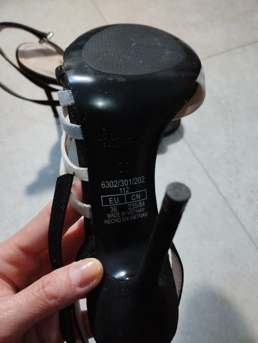 Елегантни дамски обувки Zara