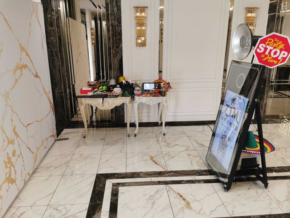 Oglinda Magică / Cabină foto / Selfie Tükör / Magic Mirror
