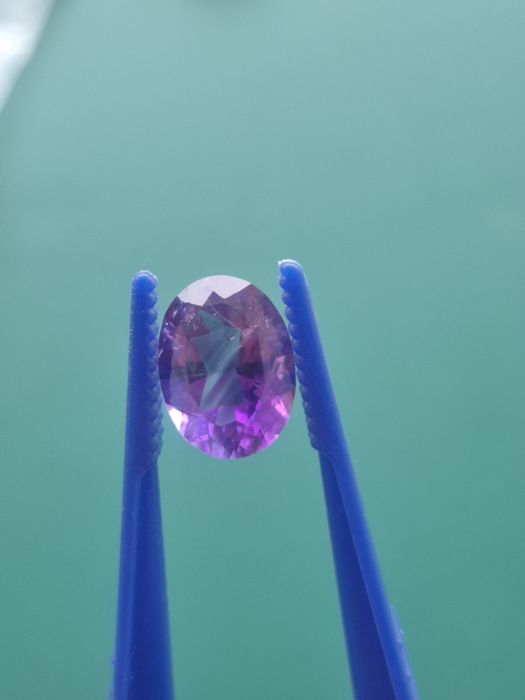 Ametist Natural - Cristalul Linistii si Armoniei 


Piatra semipretioa